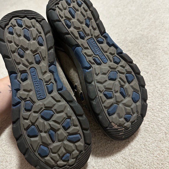 Merrell hiking boots - Picture 3 of 4